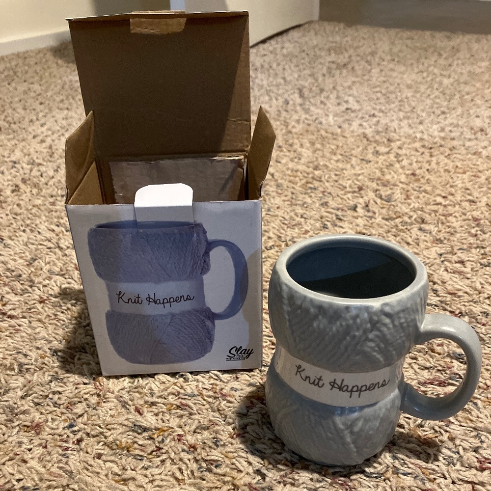 NIB “Knit Happens” Novelty Mug